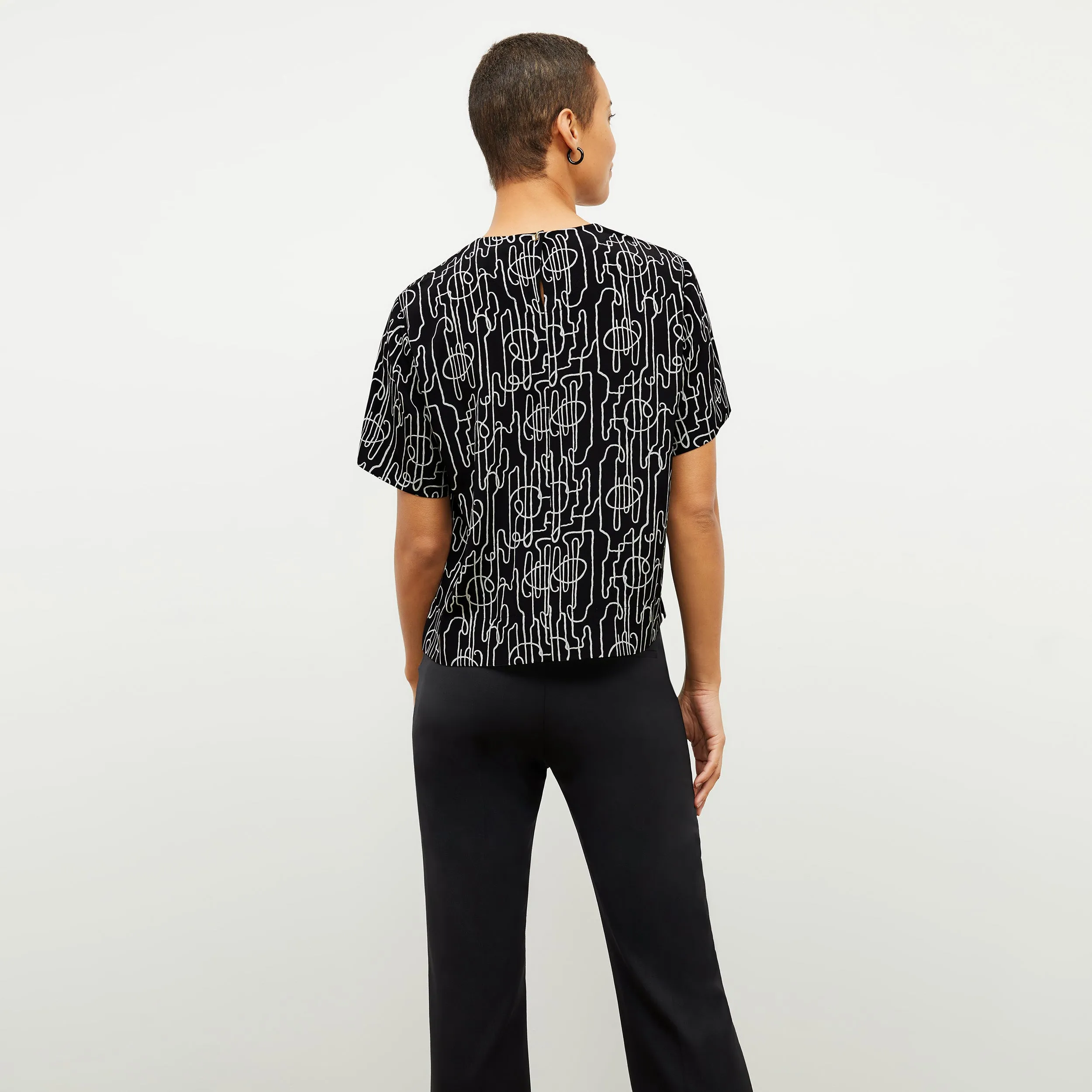Annika Tee - Washable Silk :: Symphony Print