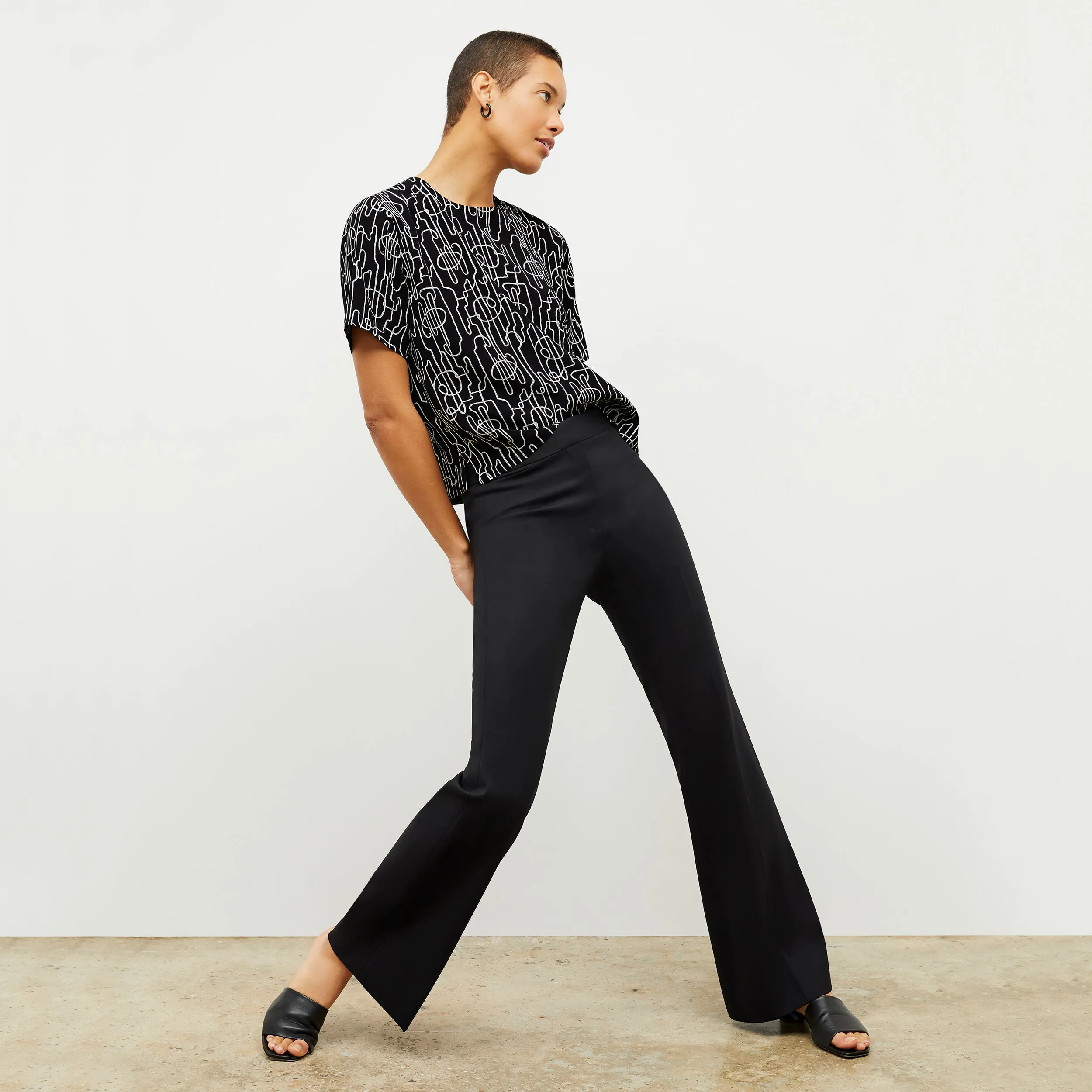 Annika Tee - Washable Silk :: Symphony Print