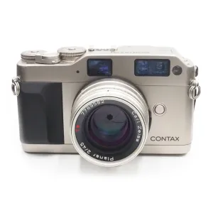 Contax G1 with Carl Zeiss Planar 45mm f/2 Lens - USED