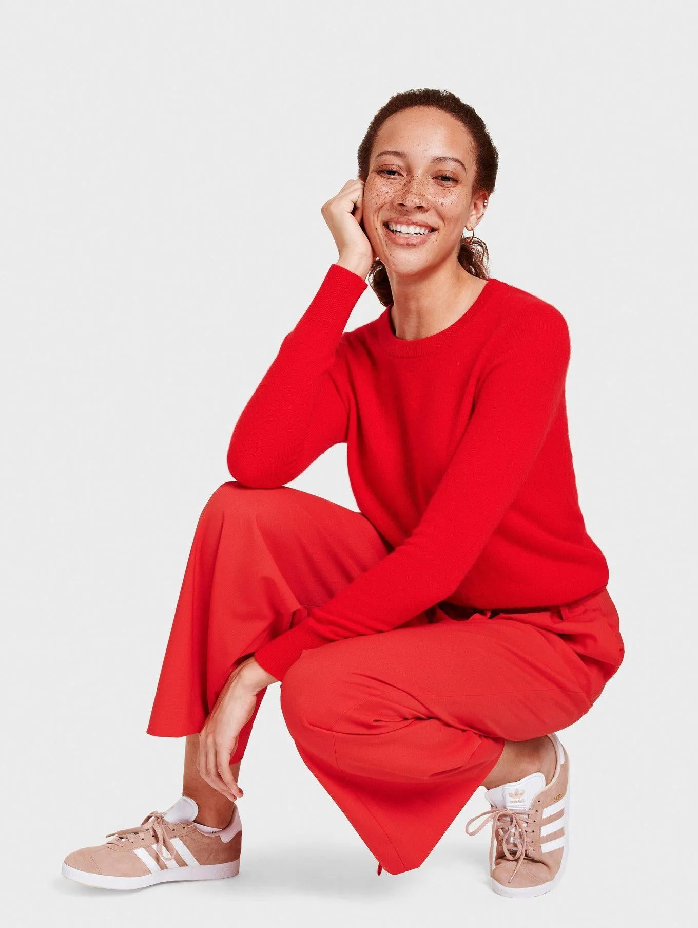 Essential Cashmere Crewneck (Sunset Red Heather)