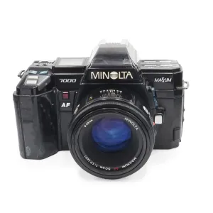 Minolta Maxxum 7000 with 50mm f/1.7 AF Lens - USED