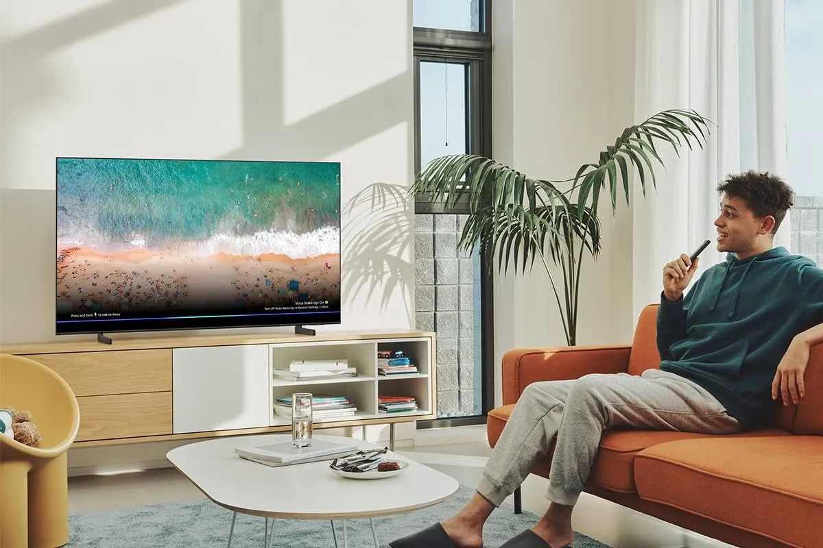 SAMSUNG 55-Inch Class QLED Q60B Series - 4K UHD Dual LED Quantum HDR Smart TV with Alexa Built-in (QN55Q60BAFXZA, 2022 Model)